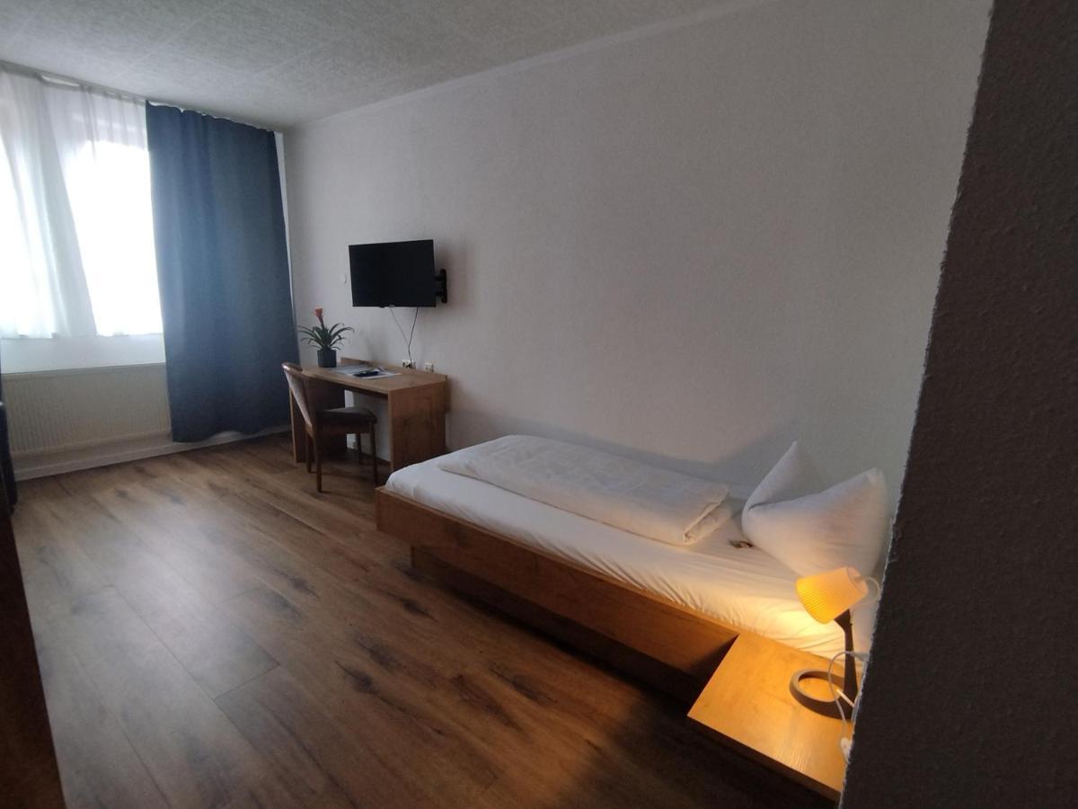 Hotel Sonnenkeller Neu-Ulm Buitenkant foto